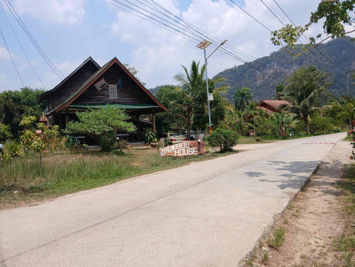 Bamboo House Hotel Khao Sok National Park Luaran gambar