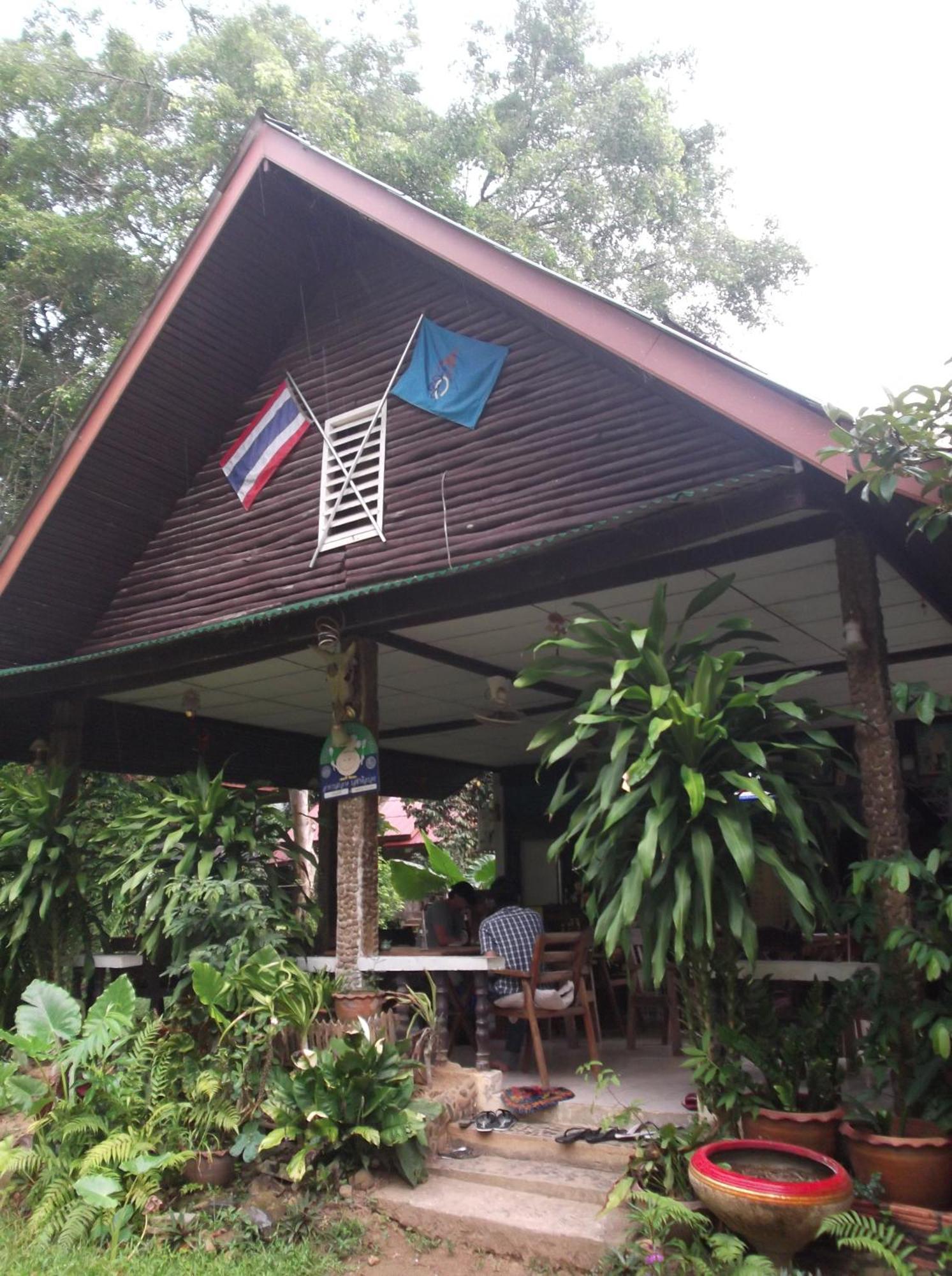 Bamboo House Hotel Khao Sok National Park Luaran gambar