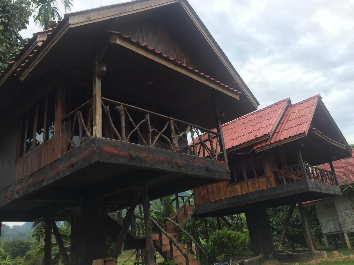 Bamboo House Hotel Khao Sok National Park Luaran gambar